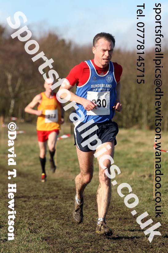 Mens masters 35s to 64s North Eastern Masters, Wallsend. Photo: David T. Hewitson/Sports for All Pics